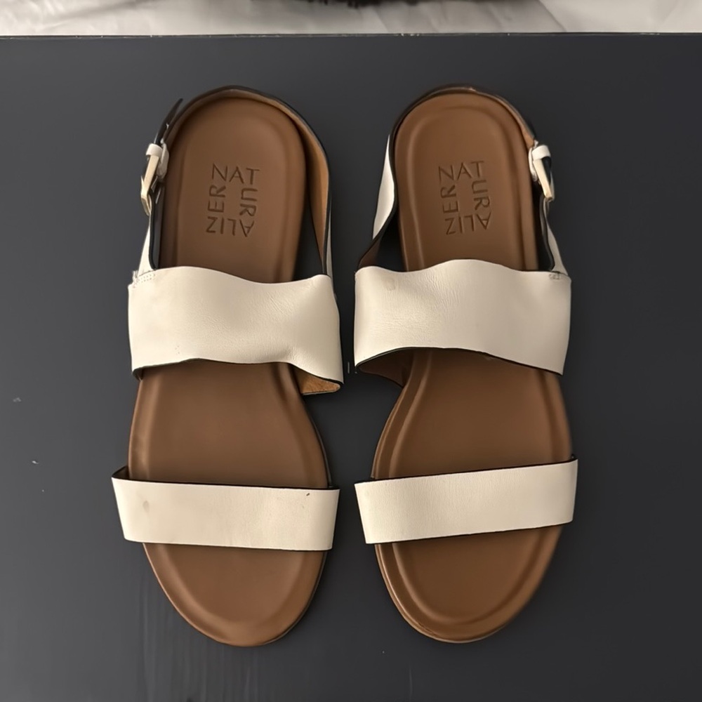Naturalizer Women's Cream Sandals